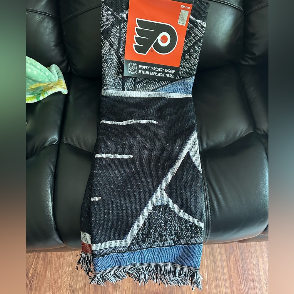 🏒 Philadelphia Flyers Tapestry Blanket